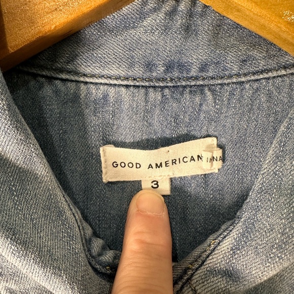 Good American Light Blue Denim Button-Down Shirt Women’s Size 3 - Picture 2 of 6